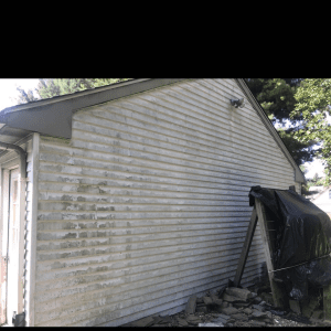 Middletown - Siding Before