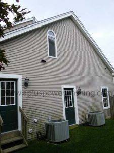 House15 roof cleaning service